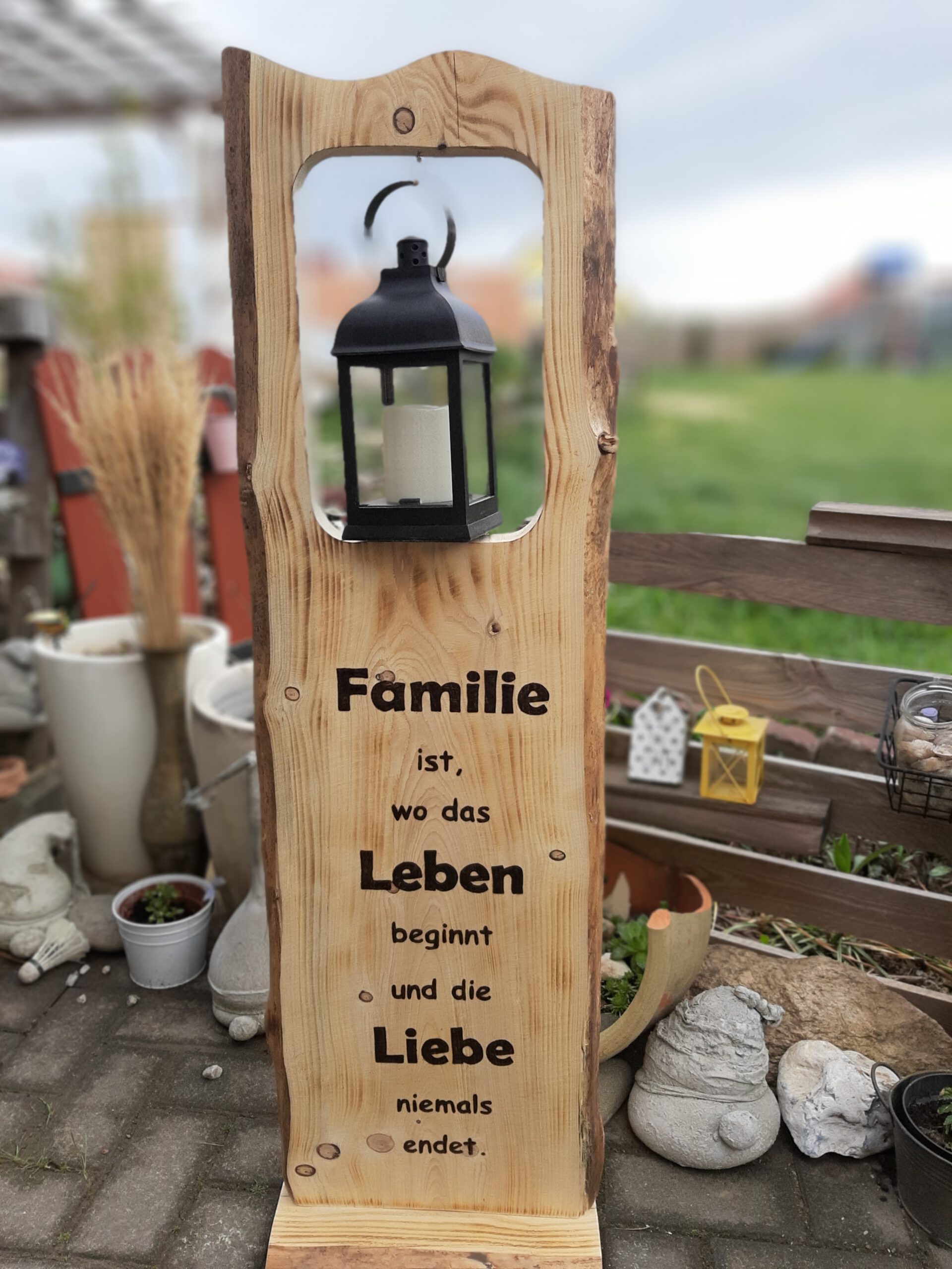 Aufsteller klein bis groß – Wir Lieben Holz